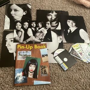 Newjeans album but without the album packaging